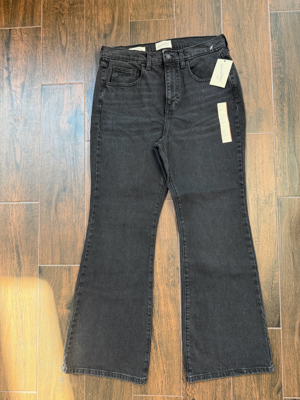 NWT Universal Thread Black high rise womens Flare Jeans 10 short denim cotton
